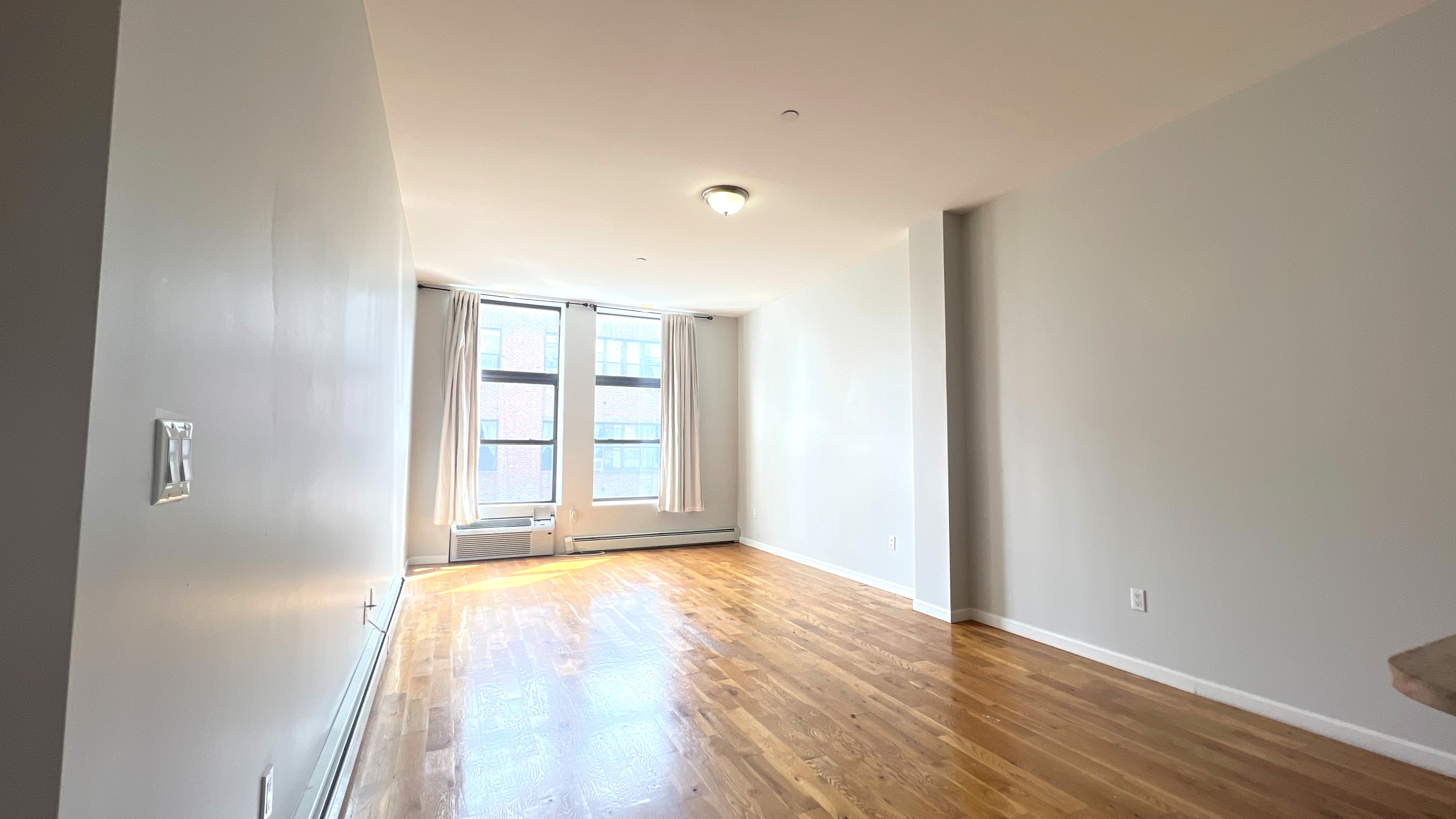 128 Wythe Avenue 4G Williamsburg Brooklyn NY 11211