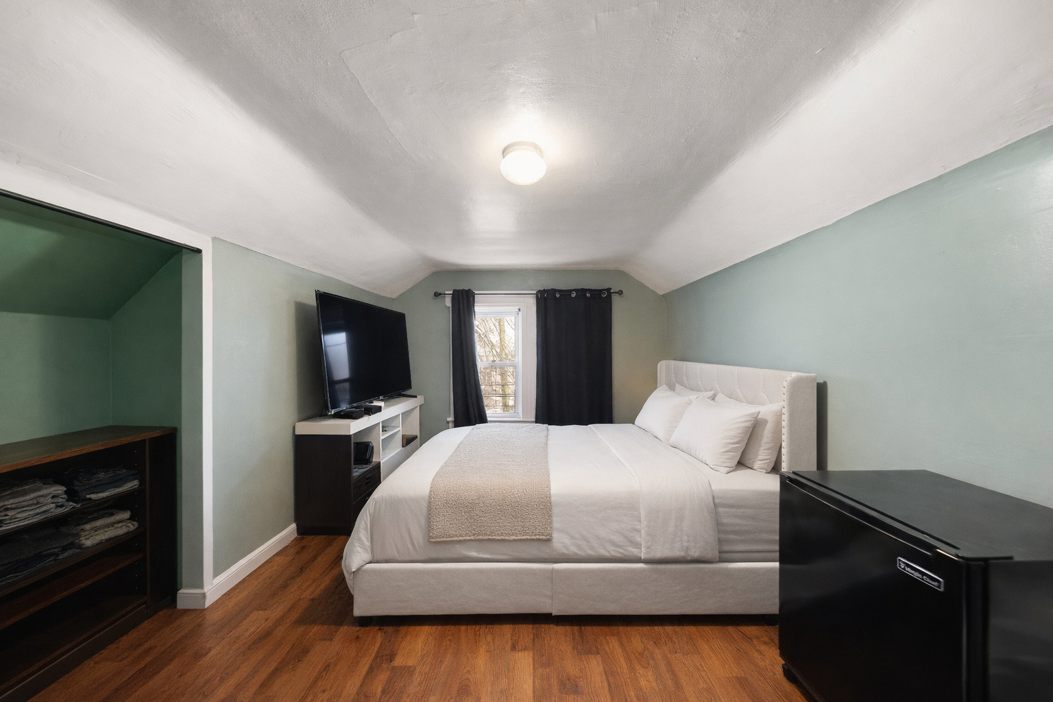 106-49 97th Street Ozone Park Queens NY 11417