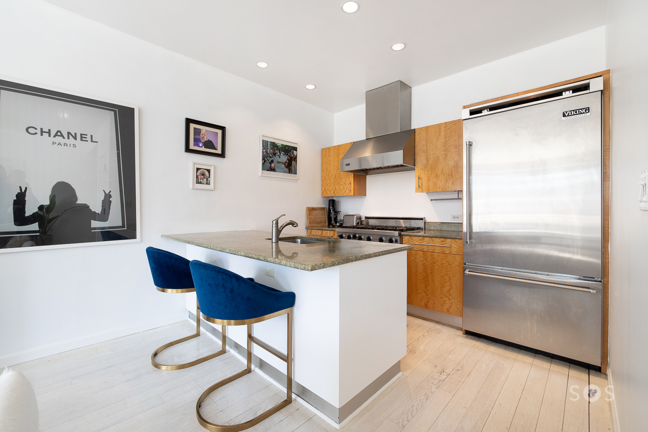 20 Broadway Williamsburg Brooklyn NY 11249