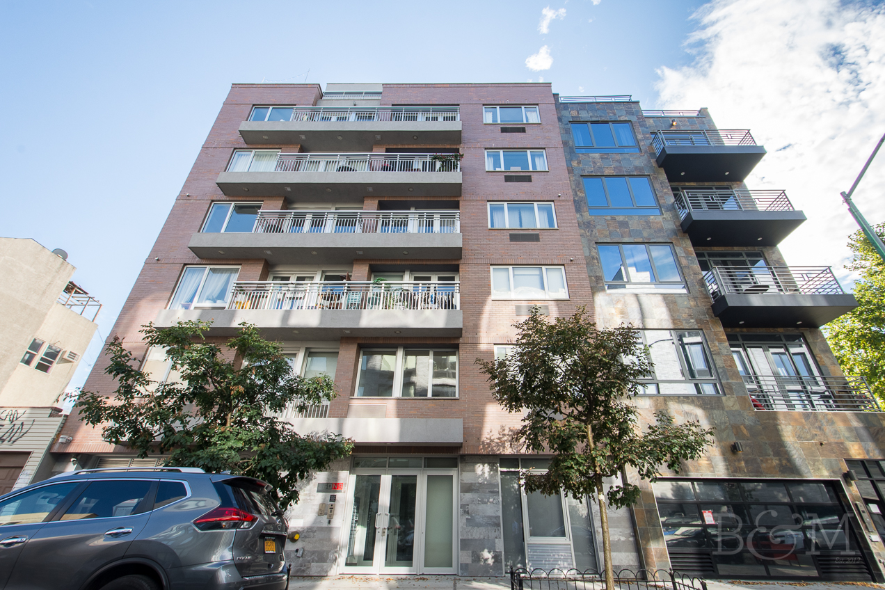 260 North 9th Street Williamsburg Brooklyn NY 11211