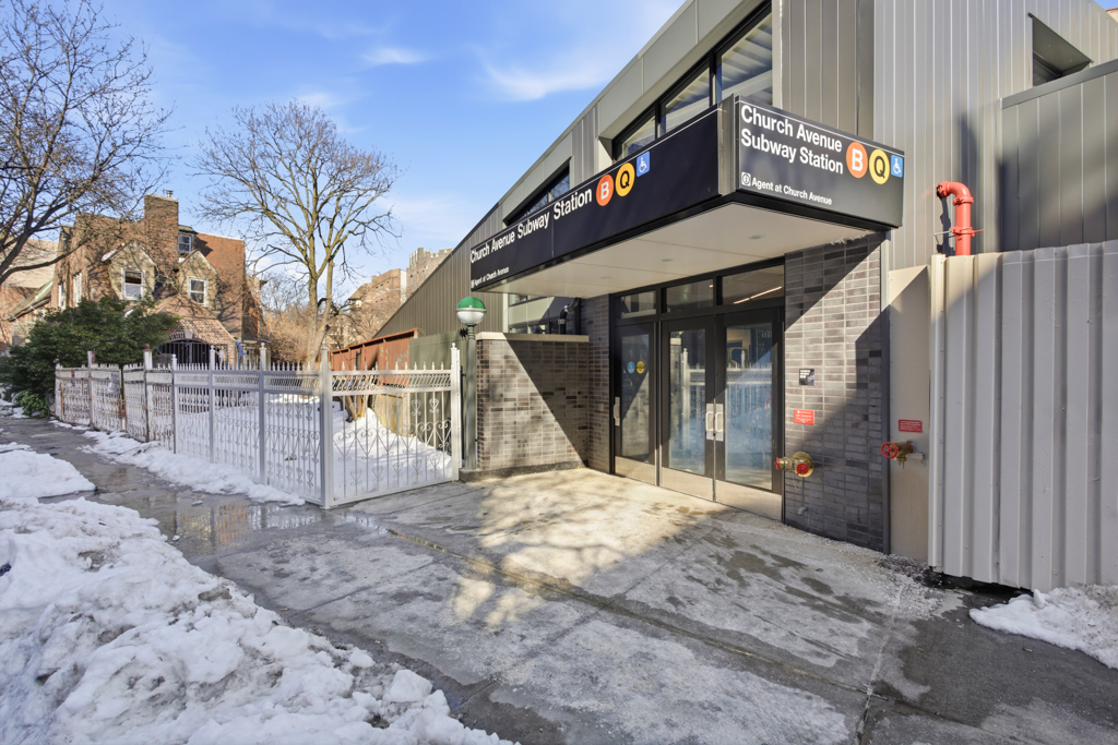 27 East 18th Street Prospect Park South Brooklyn NY 11226