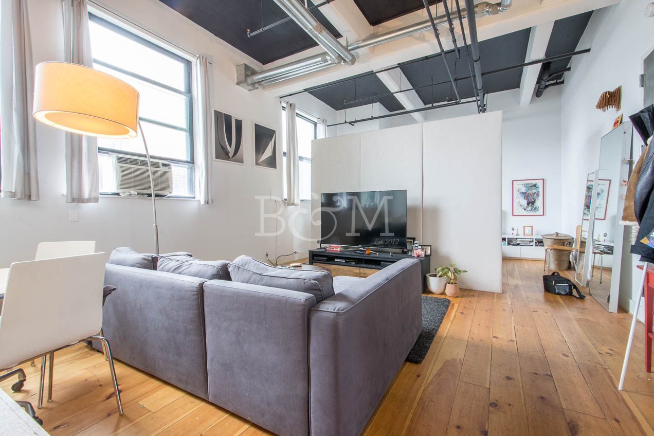 350 Manhattan Avenue Williamsburg Brooklyn NY 11211