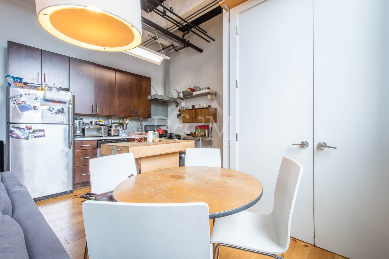 350 Manhattan Avenue Williamsburg Brooklyn NY 11211