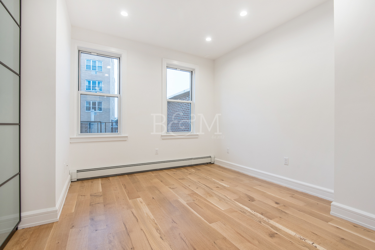 41 Maspeth Avenue 3R East Williamsburg Brooklyn NY 11211