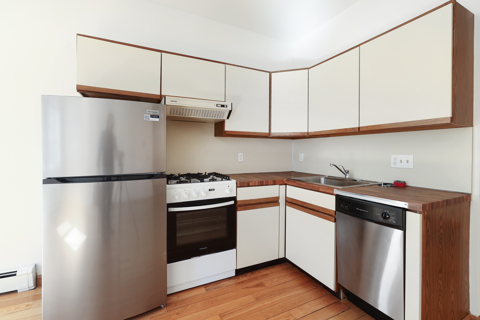 75 Jackson Street 1R Williamsburg Brooklyn NY 11211