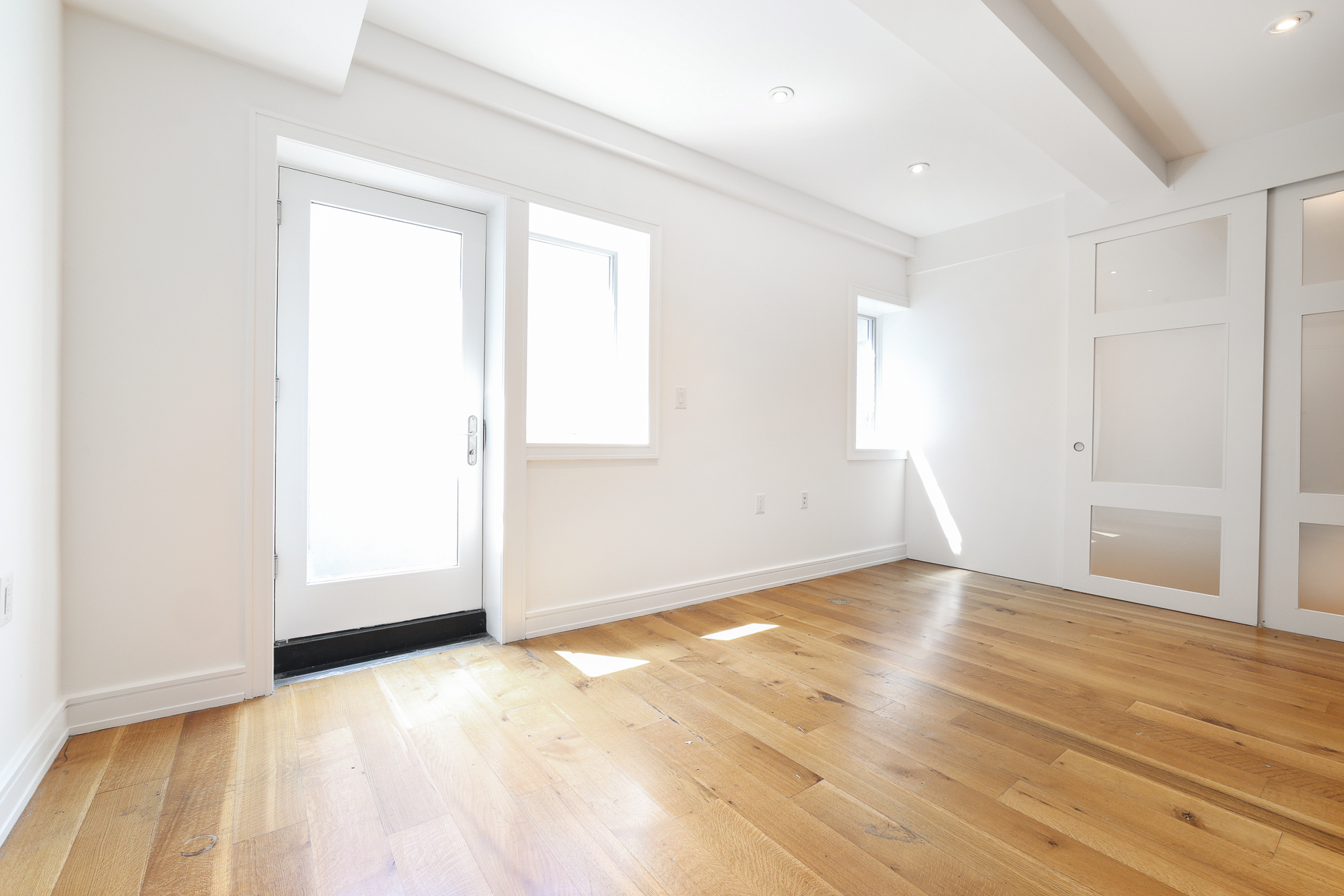 95 Kingsland Avenue East Williamsburg Brooklyn NY 11222