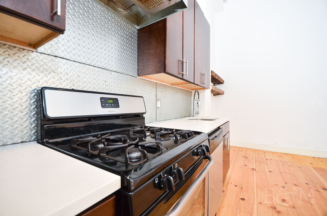 350 Manhattan Avenue Williamsburg Brooklyn NY 11211
