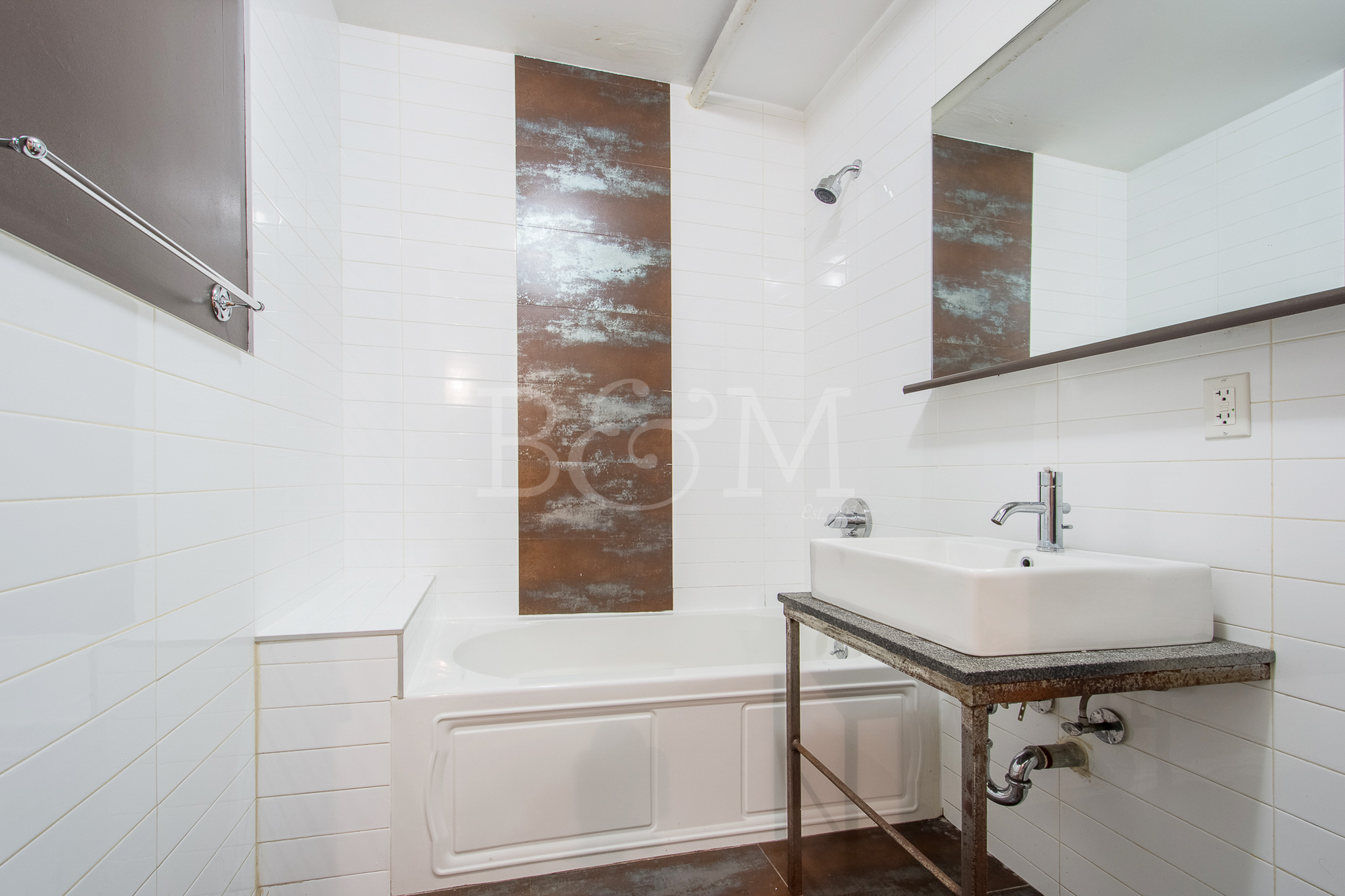 350 Manhattan Avenue Williamsburg Brooklyn NY 11211