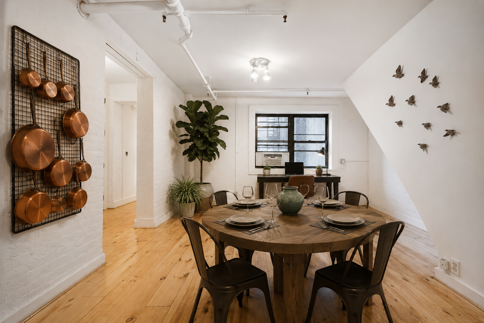 350 Manhattan Avenue 2B Williamsburg Brooklyn NY 11211