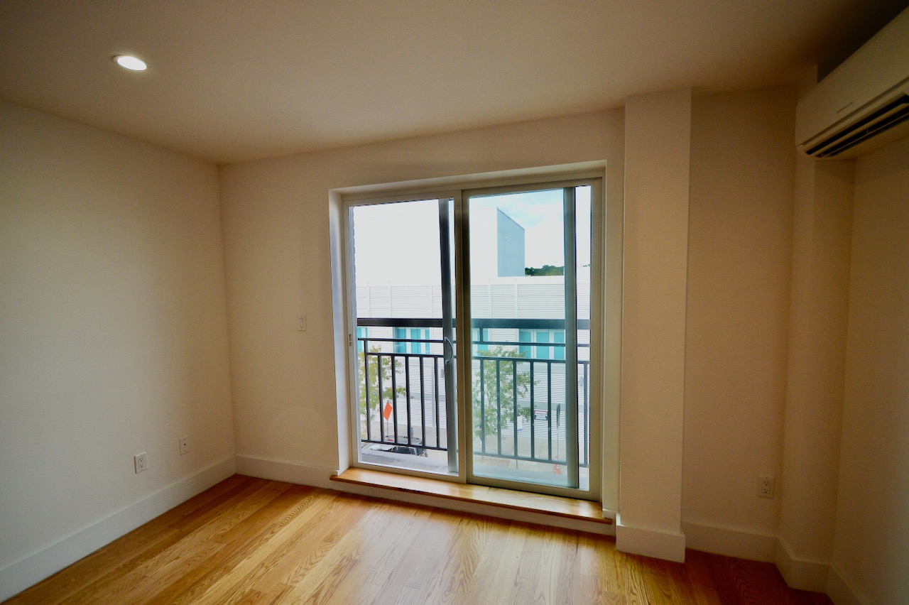63-34 Fresh Pond Road 4G Ridgewood Queens NY 11385